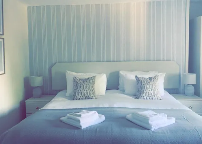 The Hand Hotel