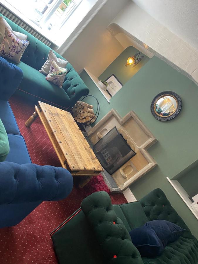 The Hand Hotel 3*