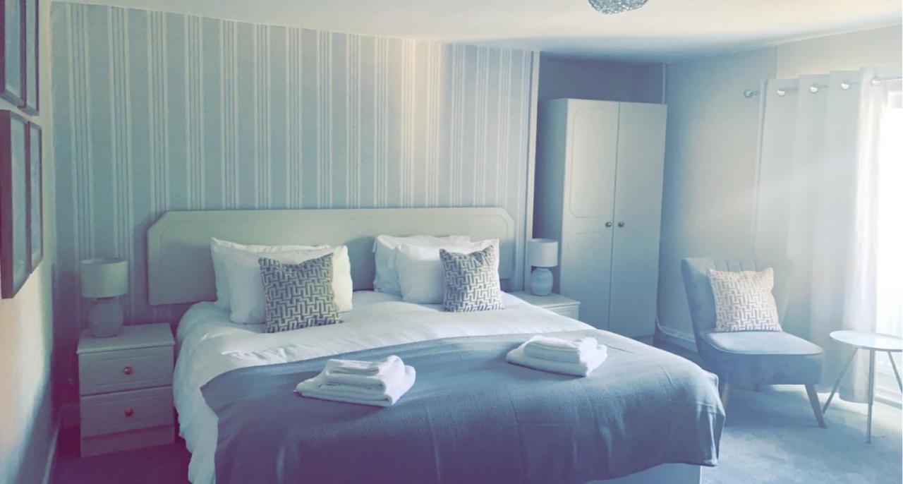 The Hand Hotel Chirk